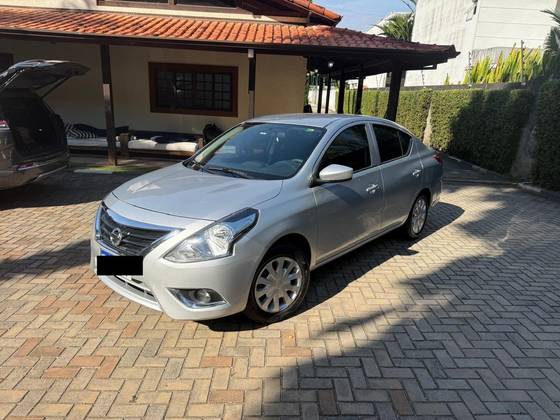 NISSAN VERSA 1.6 16V FLEX SV 4P MANUAL NISSAN VERSA 1.6 16V FLEX SV 4P MANUAL